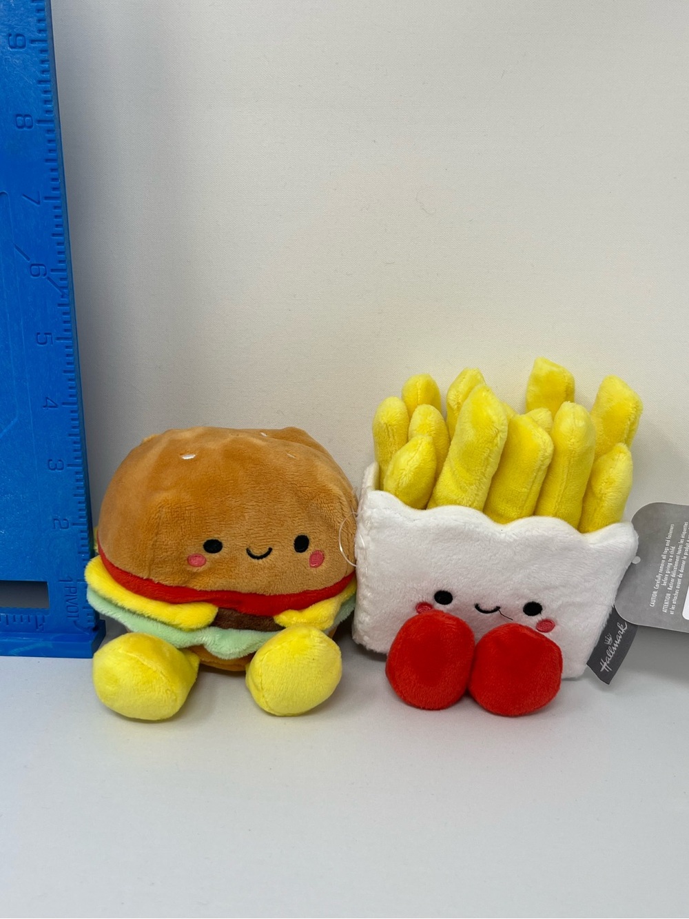 Hallmark Better Together Burger & Fries Magnetic Plush Set Foodie Stuffed Pair - Picture 6 of 6